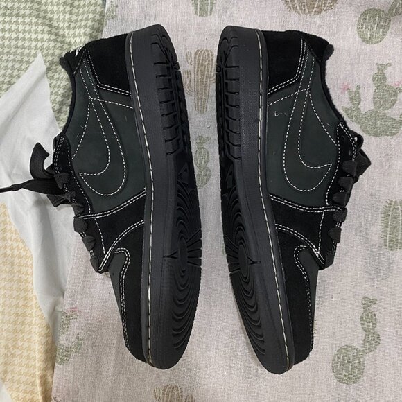 Jordan 1 Retro Low OG SP Travis Scott - Picture 9 of 9